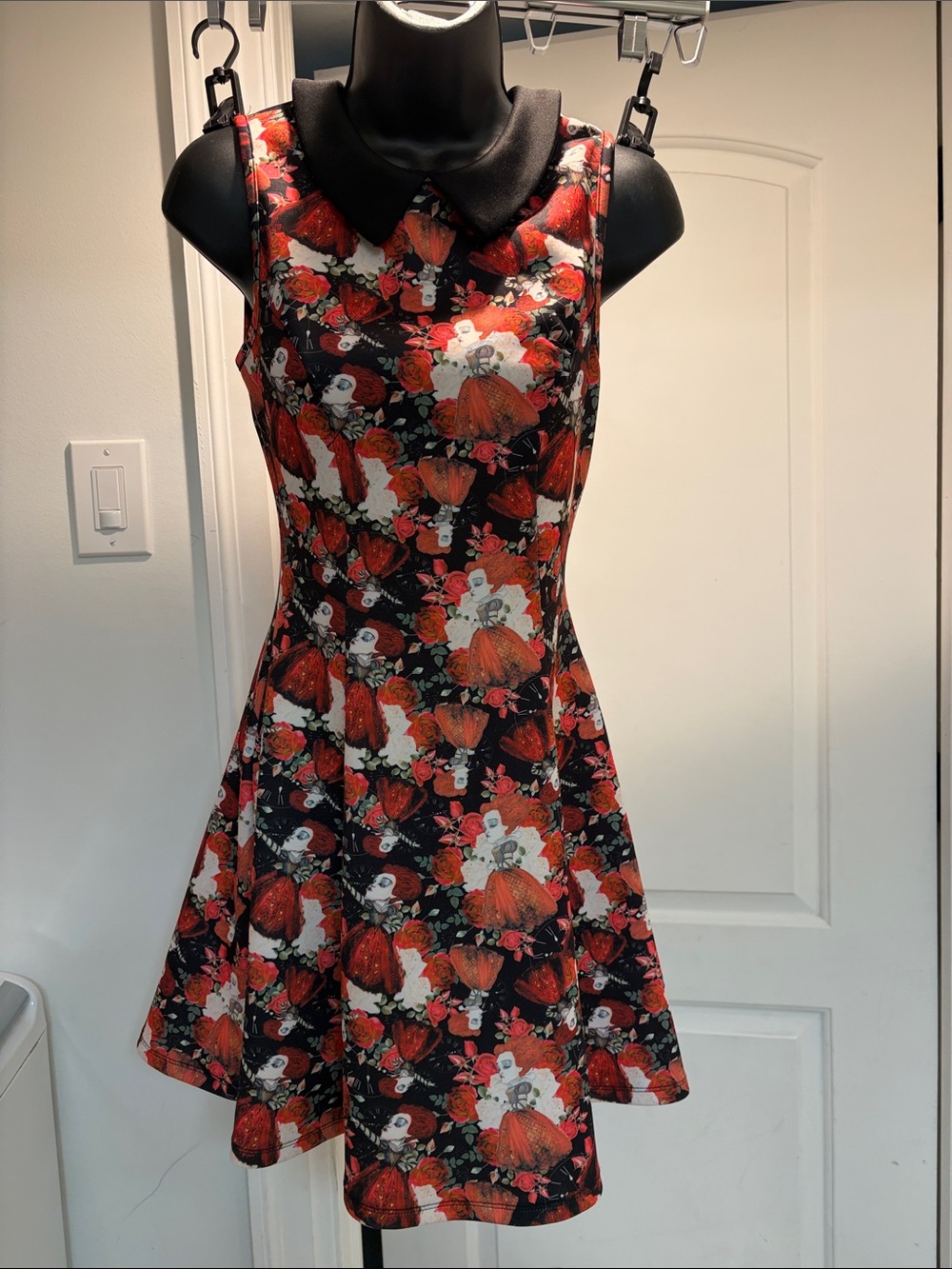 Disney Alice Through The Looking Glass Red Queen Dress